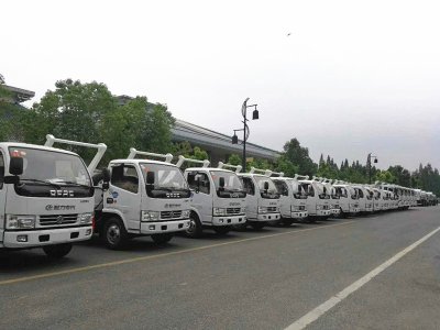 批量垃圾車交付使用